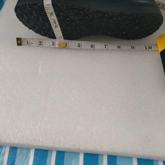 ECCO GORETEX WINTER BOOT, LACE UP/WATERPROOF,BLACK FULLY LINED 37/6US/4UK - Picture 7 of 8